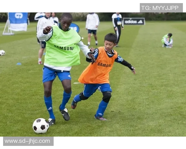 足球明星携手助力贫困儿童实现梦想点燃希望之光